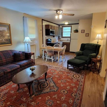 Arrowmont Stables & Cabins Cullowhee Экстерьер фото