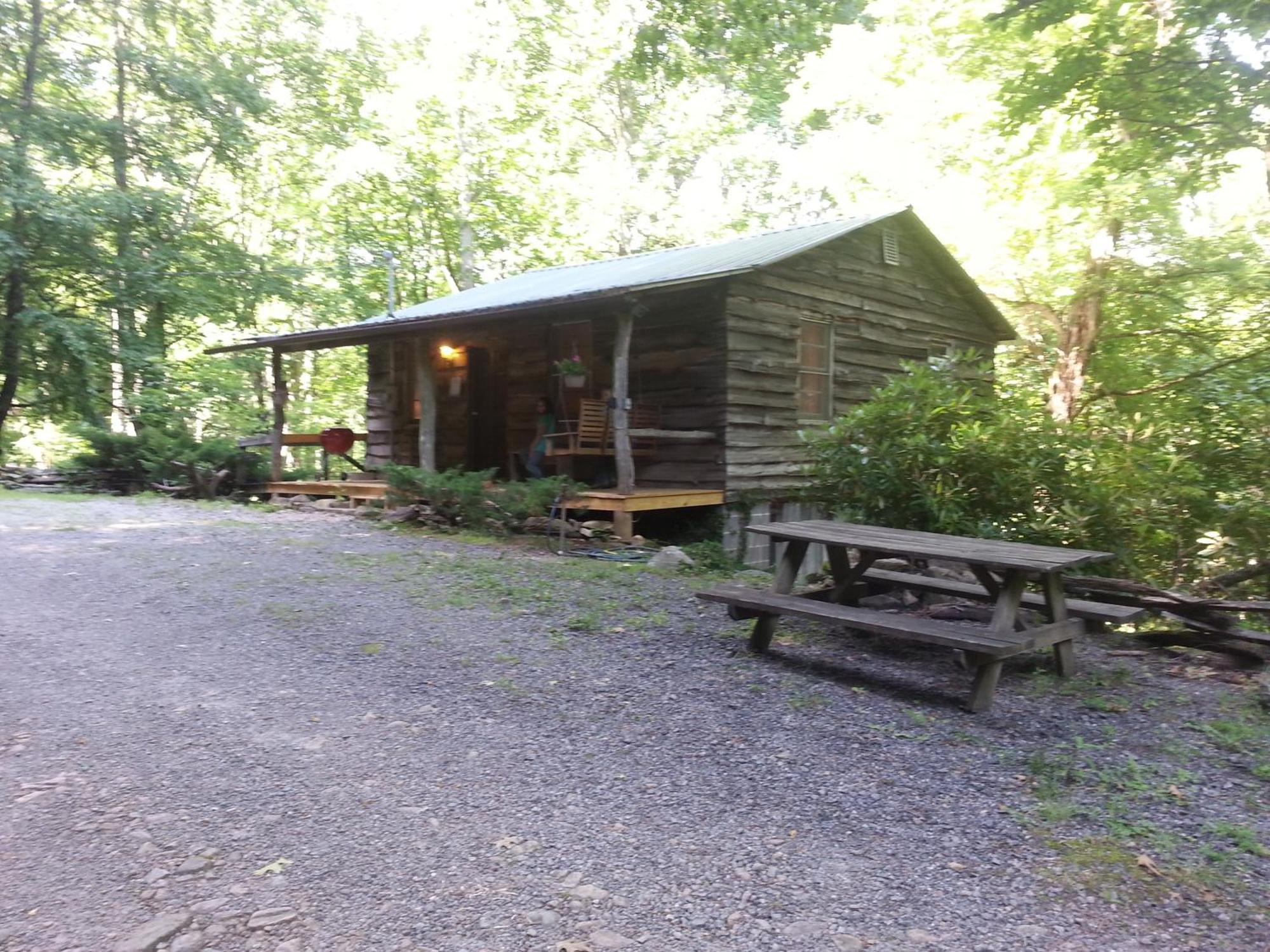 Arrowmont Stables & Cabins Cullowhee Номер фото