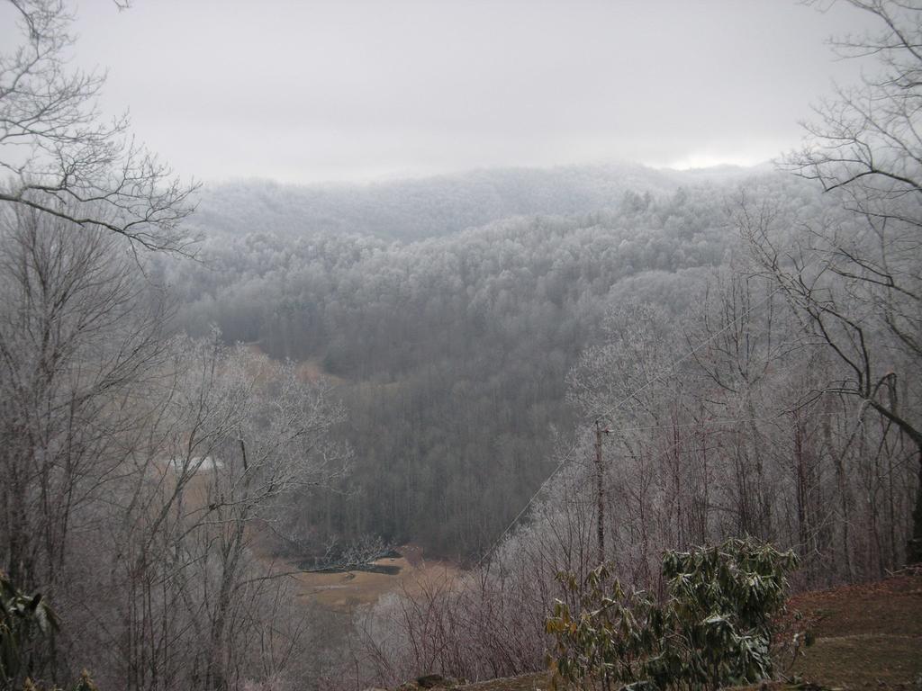 Arrowmont Stables & Cabins Cullowhee Экстерьер фото